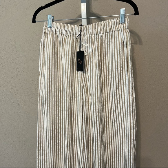 Sincerely Jules Beige and White Striped Pants - Picture 2 of 4